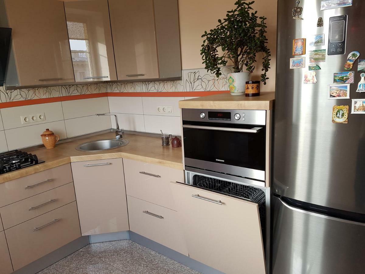 Rising Sun Apartment Minsk Esterno foto
